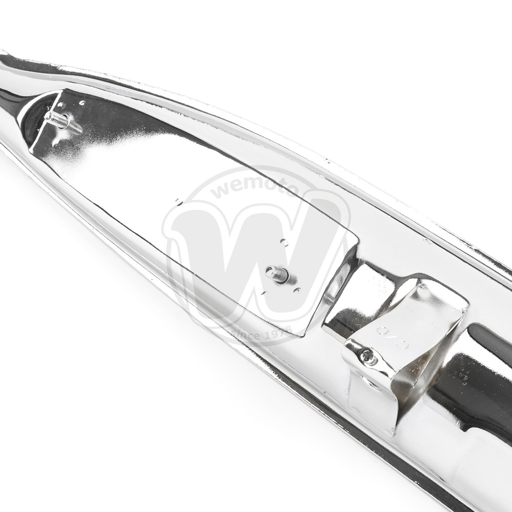 0YW8303_ad4266 three.jpg